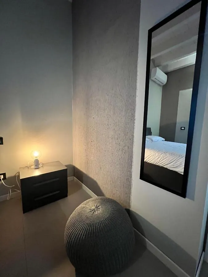 V&B Suites And Apartments Pavia Italy
