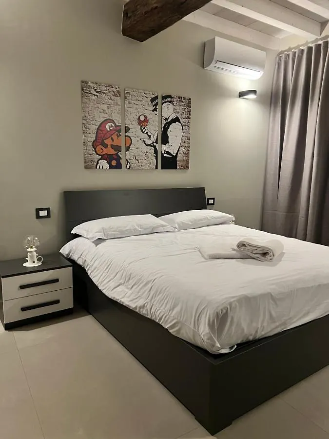 V&B Suites And Apartments Павия 0*,